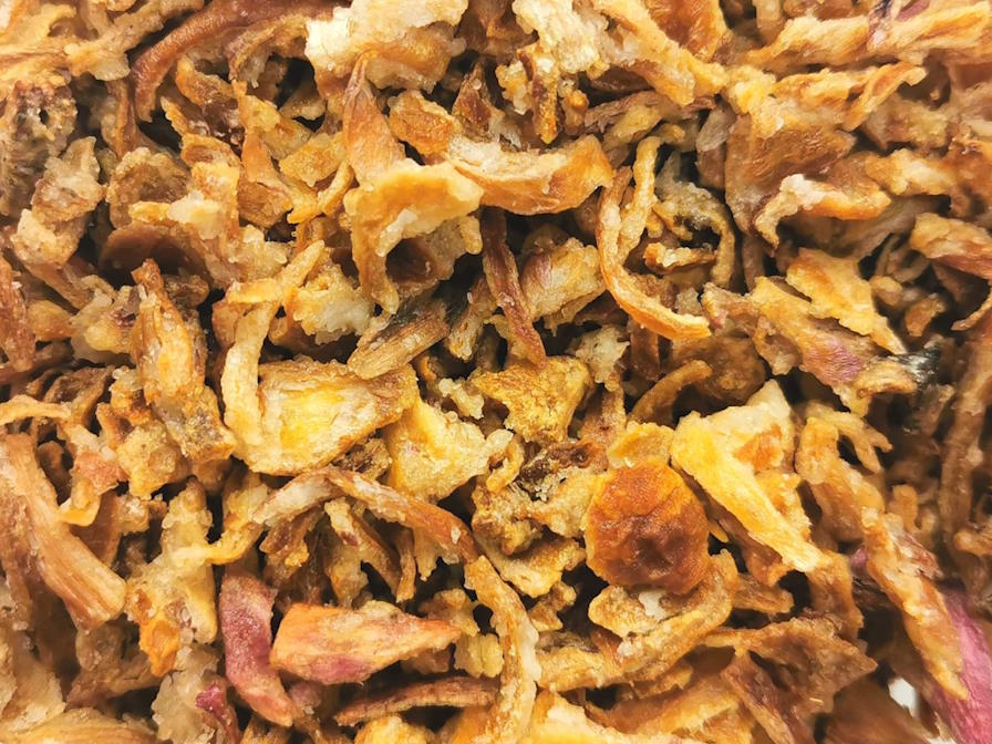 Лук розовый сушеный жареный (1кг)