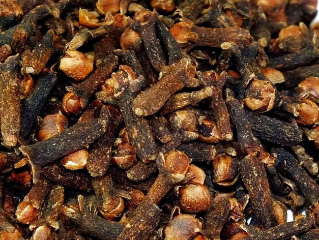 Гвоздика целая, (1кг)